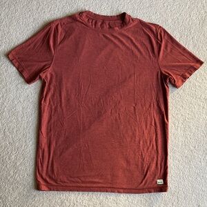 Vuori strato tech tee